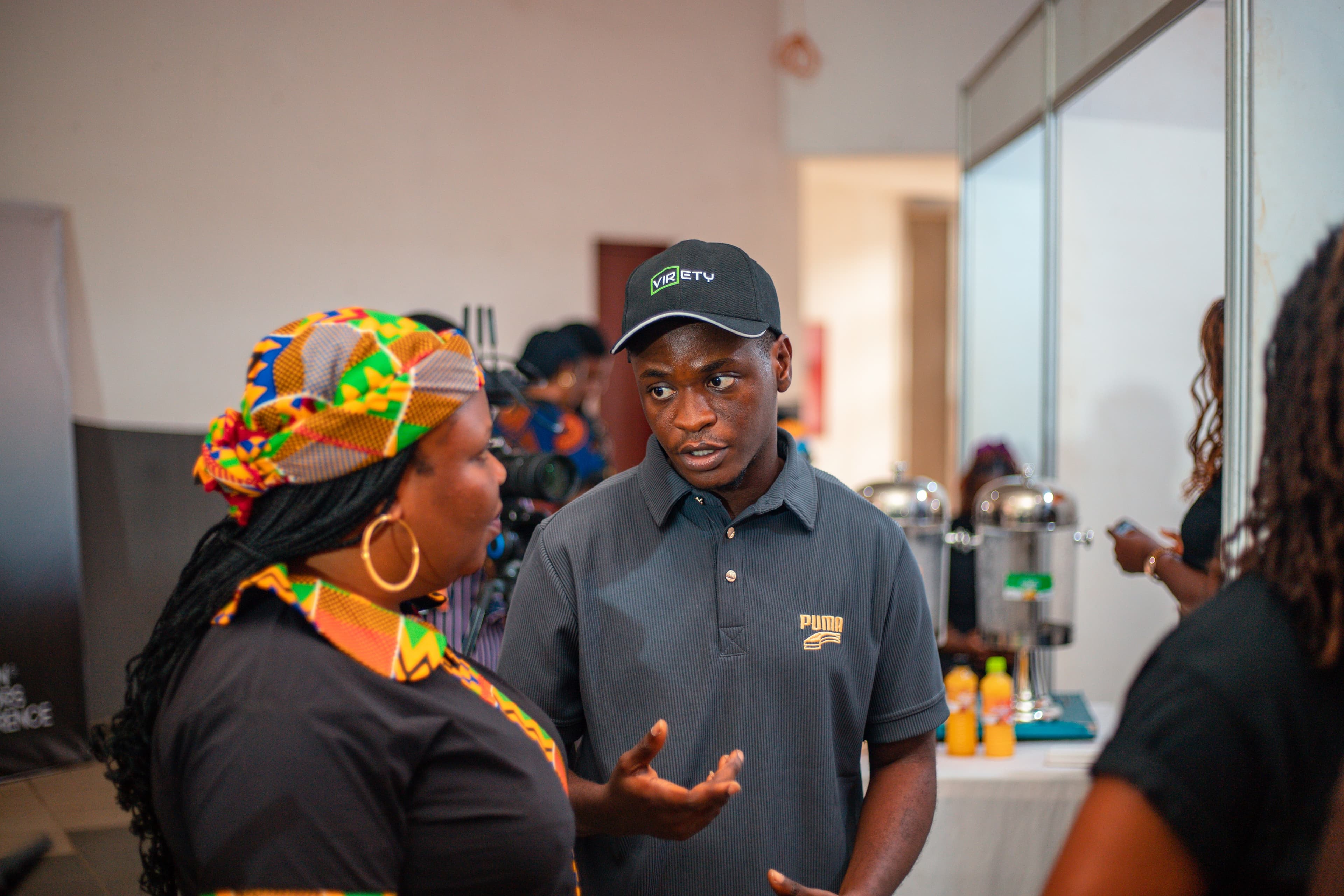 Screenshot of a 360° virtual apartment tour on a tablet